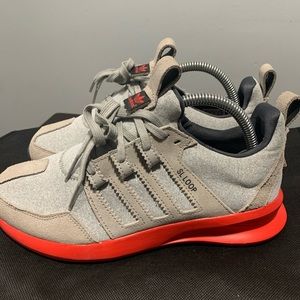 Adidas SL Loop